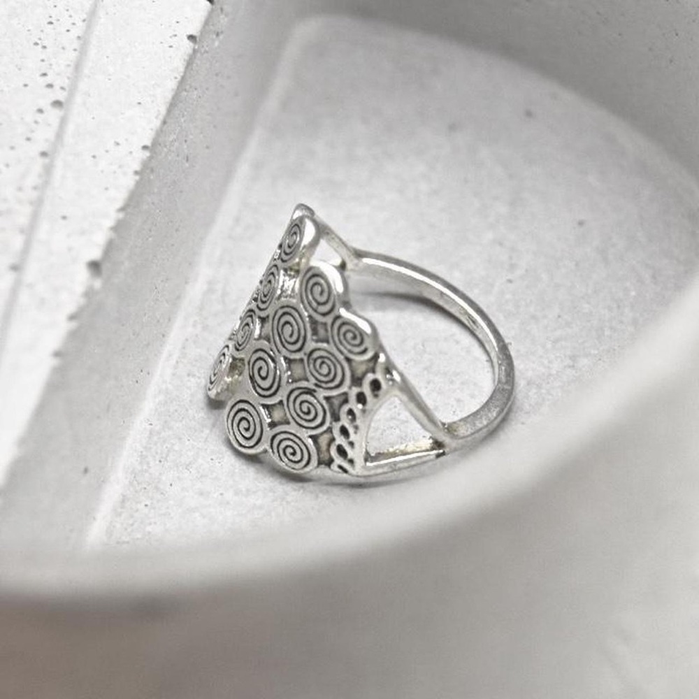Swirl Pattern Boho Ring - Picture 4 of 5